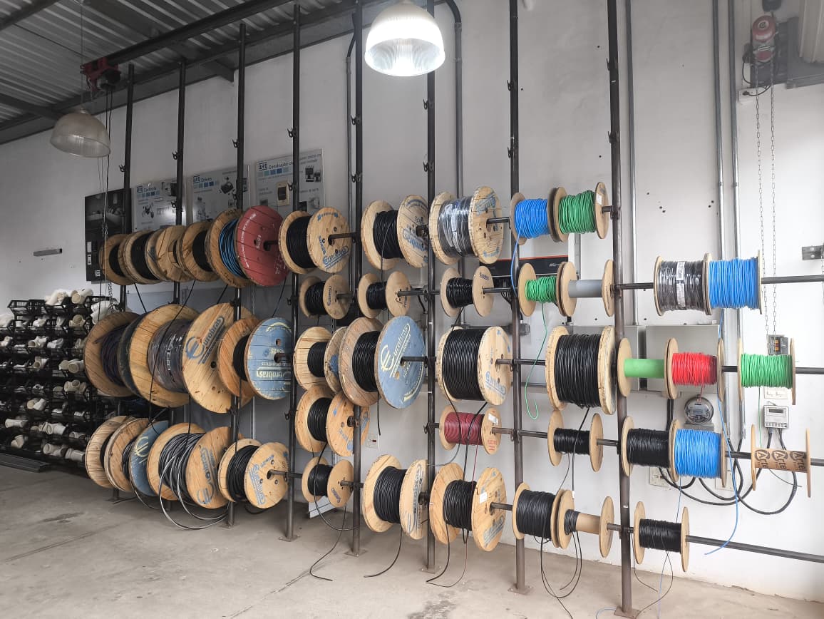 Bobinas de Cabos Elétricos